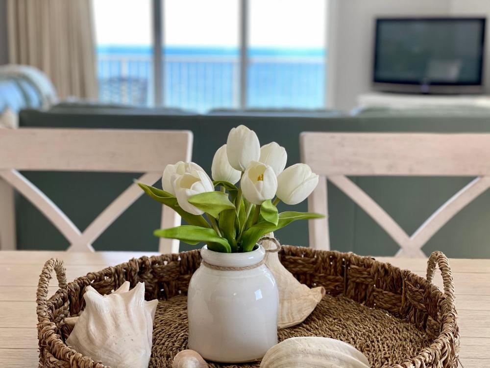 Happy Ours 2200 sq ft corner beachfront sleeps 12